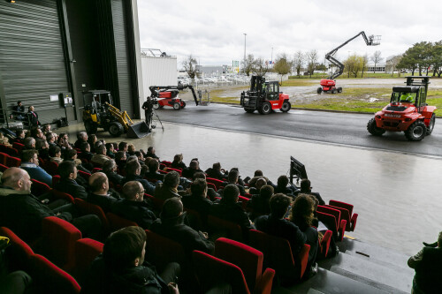 materiel-manitou_presentation-lors-de-la-conference-de-presse-bpifrance-20160331_072-c-antoine-monie-jpg